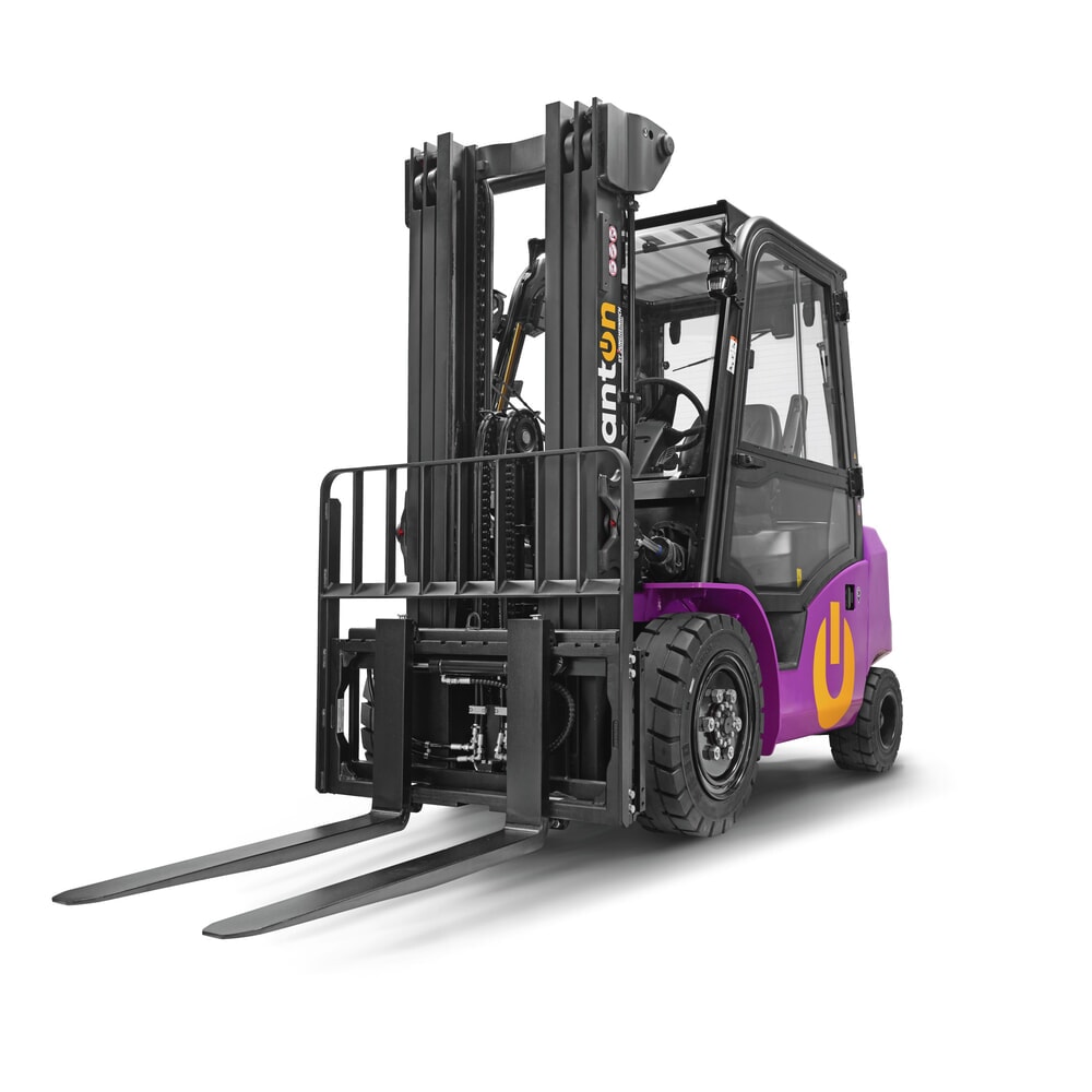 AntOn CBH range showing the full heated cab configuration